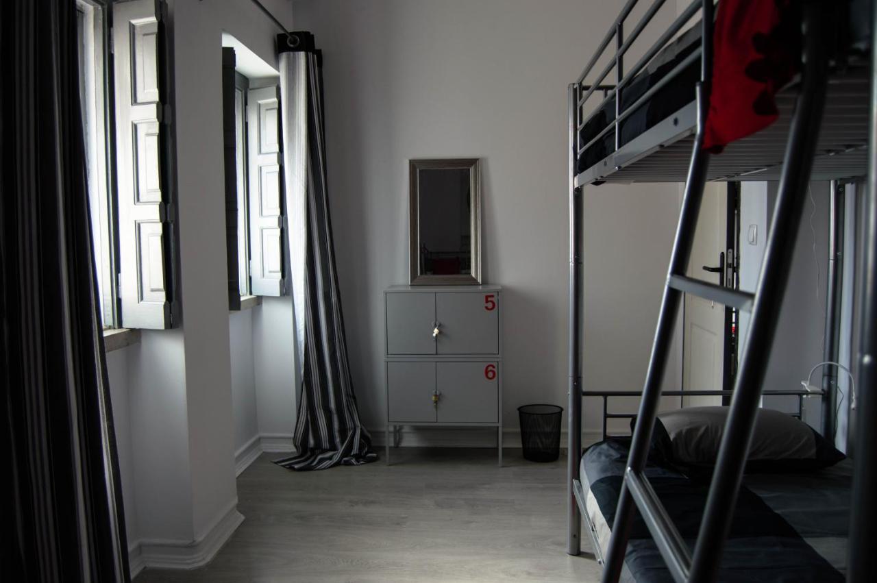 Lisbon Hostel Terminal 3 — Photos 1